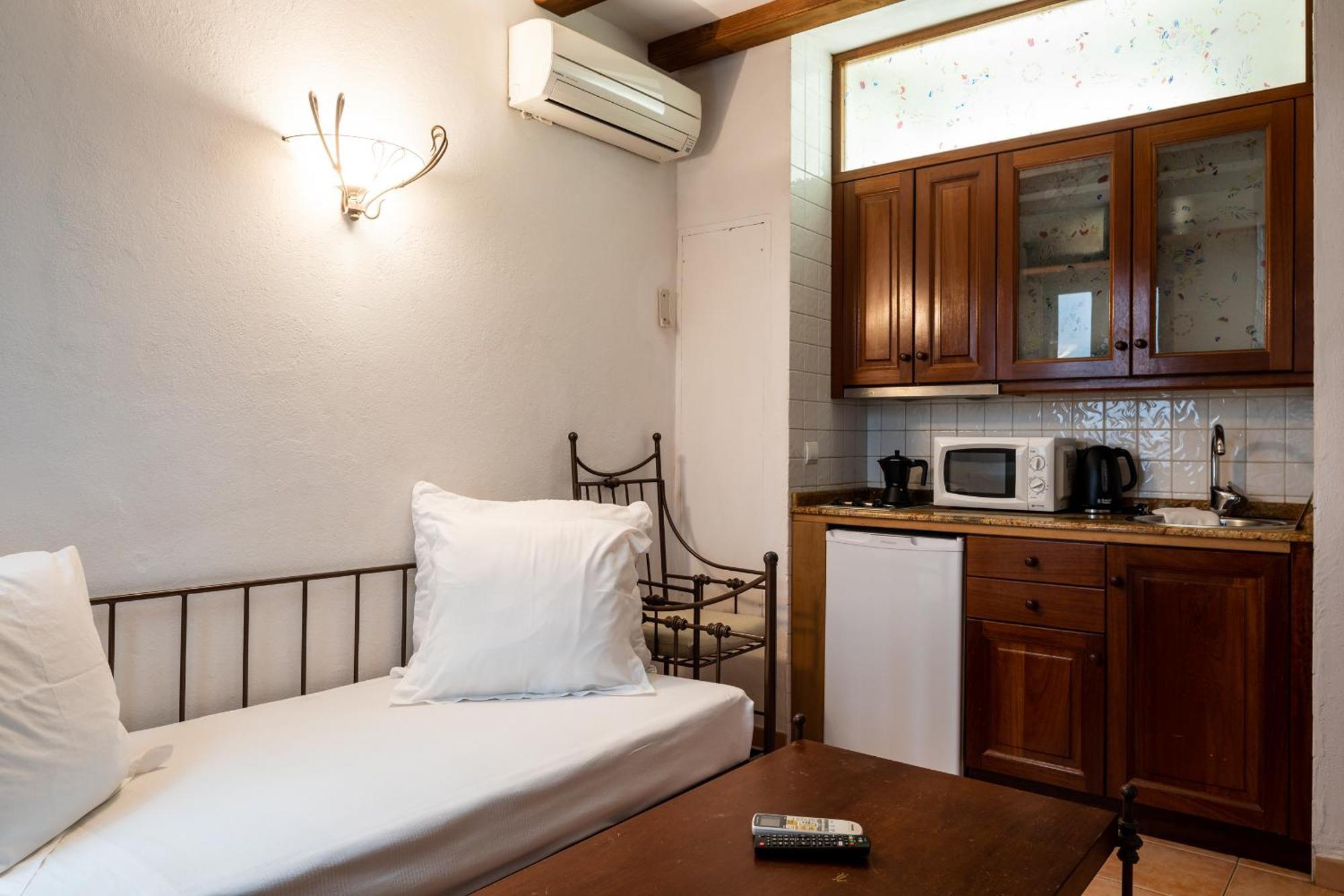 Apartamentos Mariano Ibiza-stad Buitenkant foto