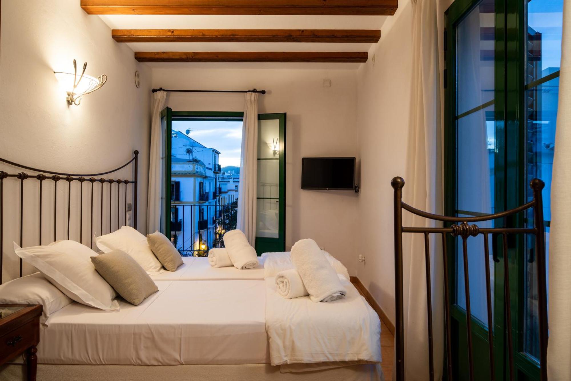 Apartamentos Mariano Ibiza-stad Buitenkant foto